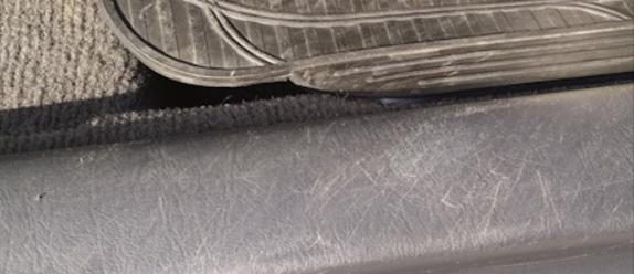 До: износ и царапины на пластике